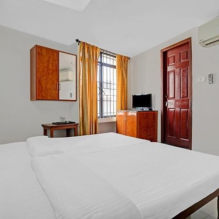 Collection O Aramam Executive Inn Kochi Dış mekan fotoğraf